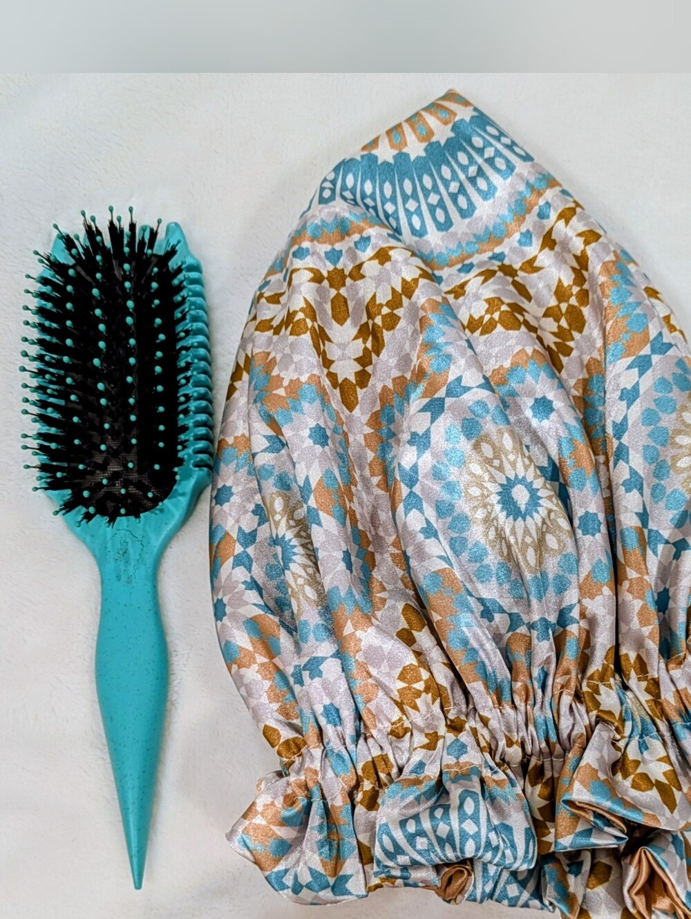 Bounce Curl Edge Lift Brush and Satin Bonnet
